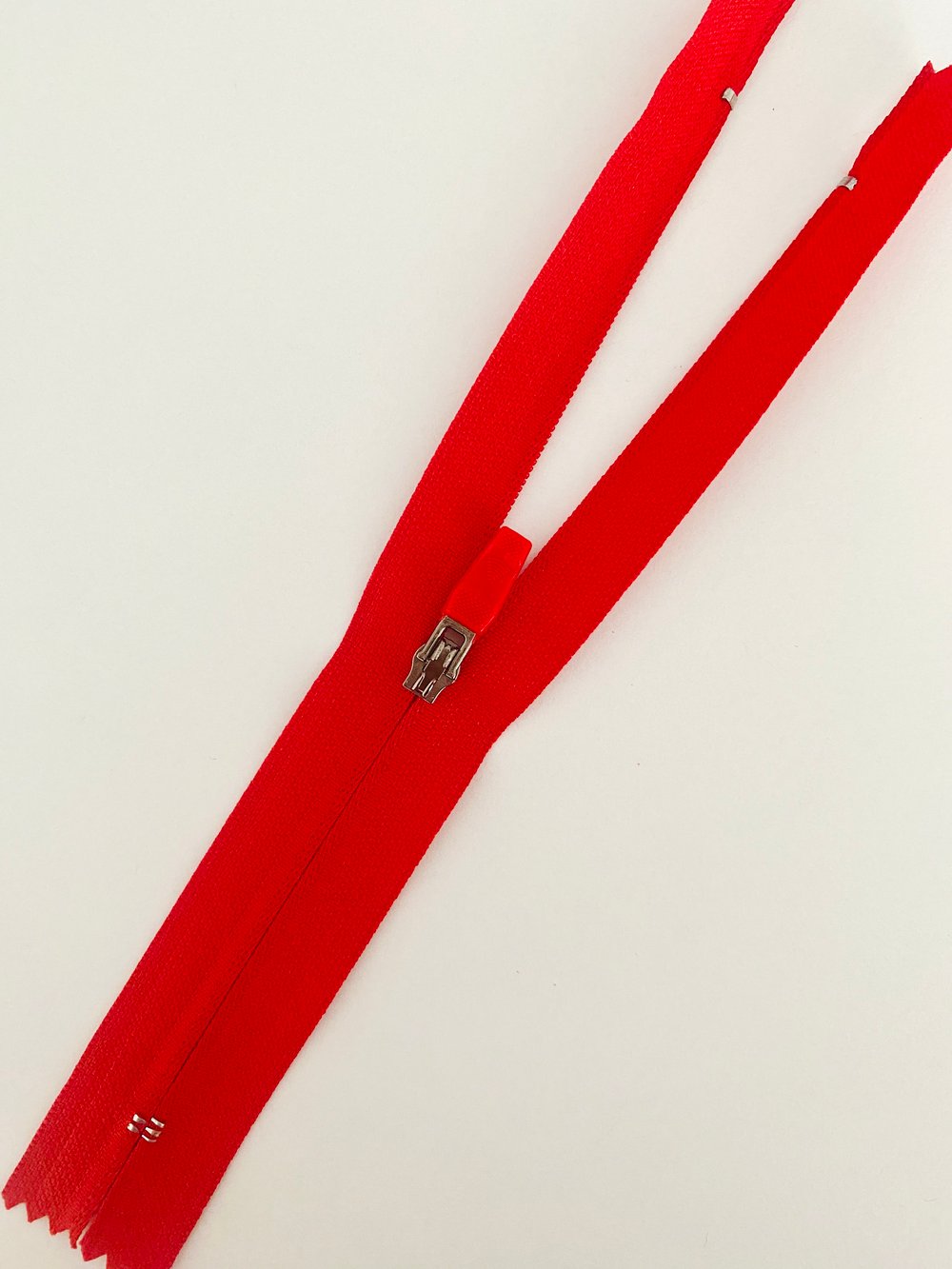 18 Cm Kırmızı Spor Elcikli Fermuar