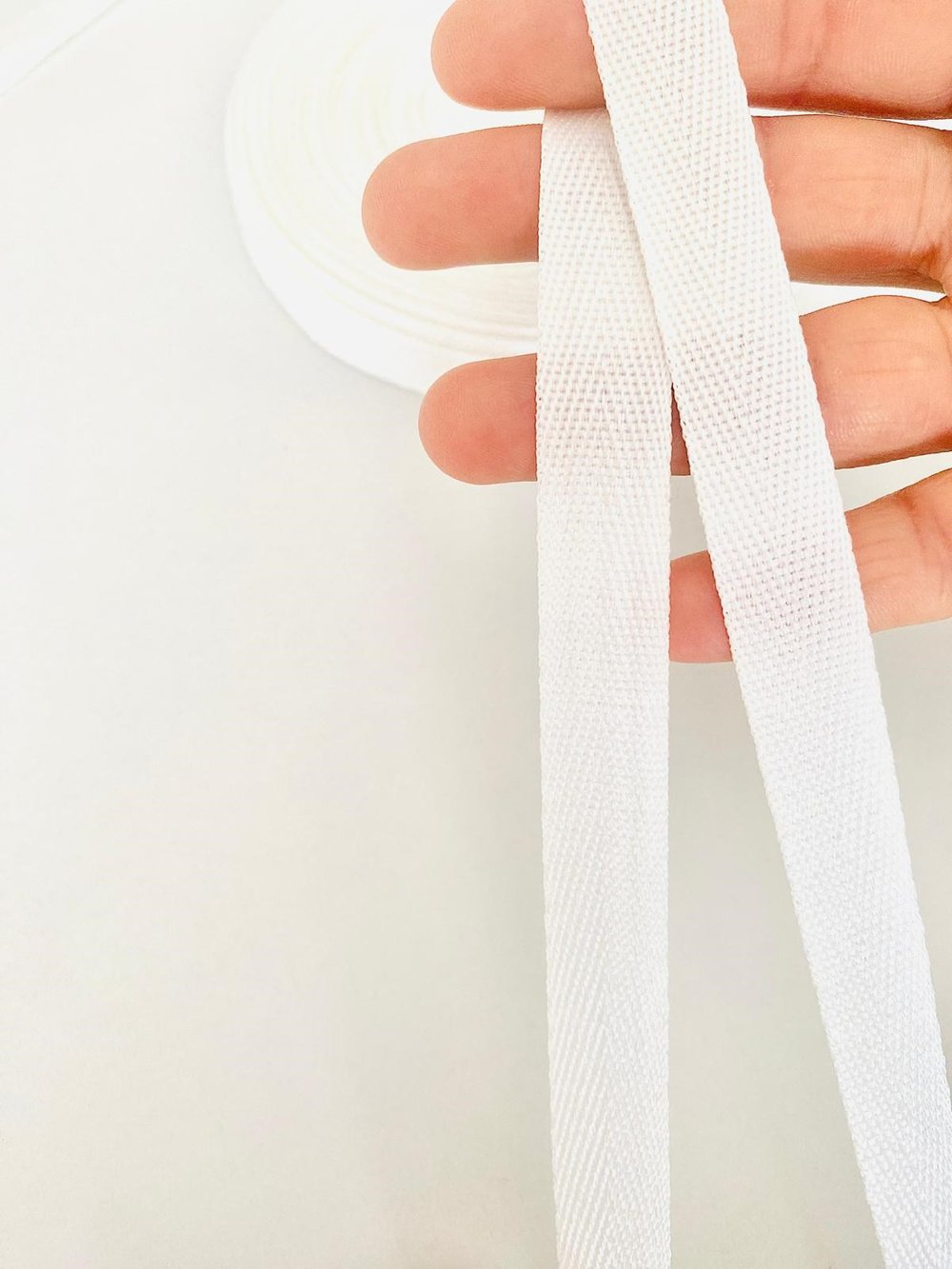5 Metre Eni 1.5 Cm Beyaz Polyester Biye