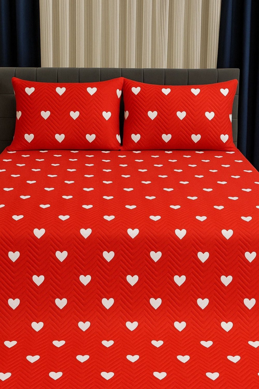 Çift Kişilik Çeyizlik Pike Yatak Örtüsü Takımı 200x220 Cm 2 Yastık Kılıflı Çok Amaçlı Battaniye