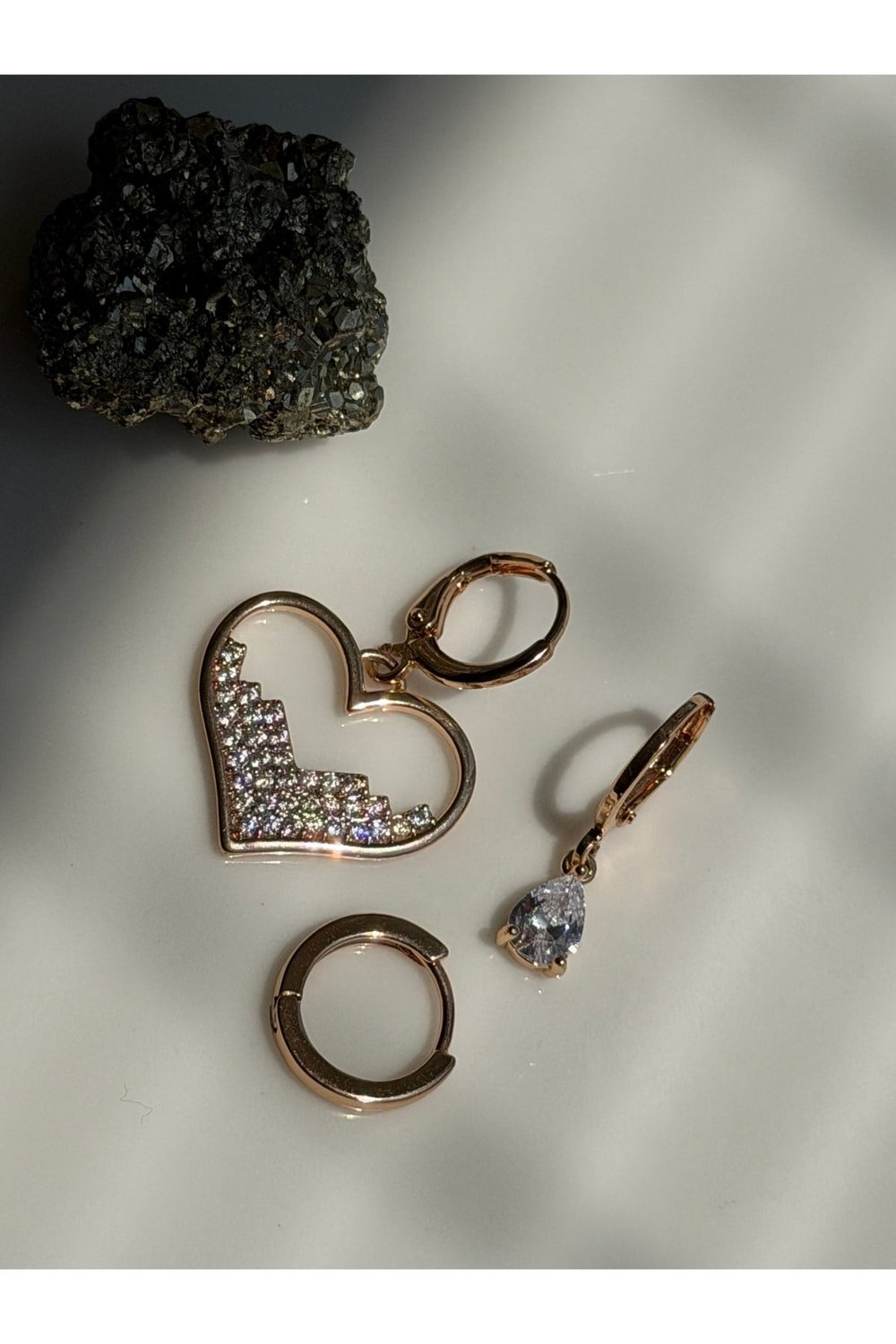 Rose Gold 3lü Kalp Figürlü Küpe Seti | Zirkon Taşlı Halka Kadın Küpe