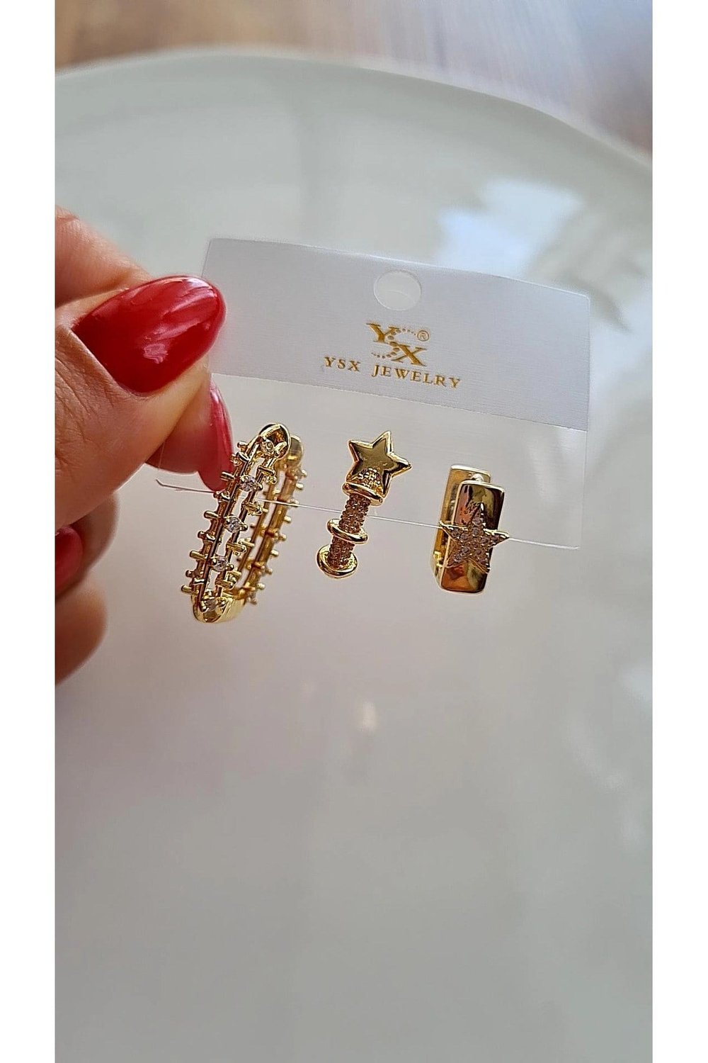 14K Altın Rengi Yıldız Detaylı 3lü Küpe Seti