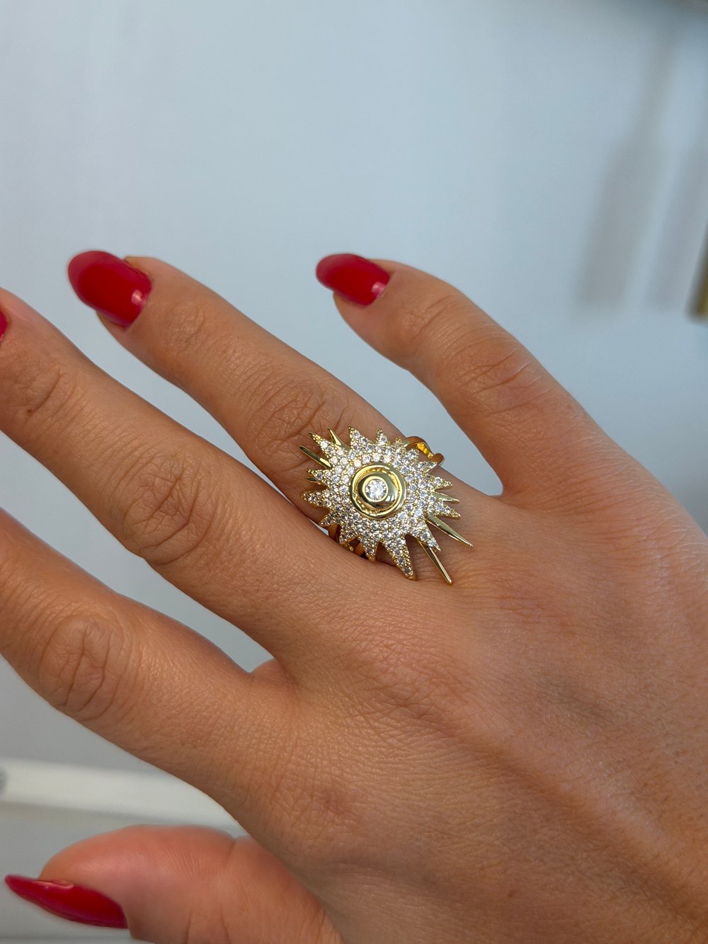 Gold Renk Güneş Figürlü Taşlı Ayarlanabilir Tasarım Yüzük