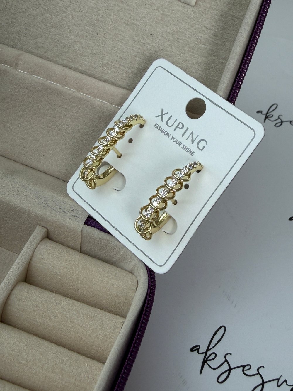 Xuping Zirkon Taşlı Gold Renk Modern Halka Küpe