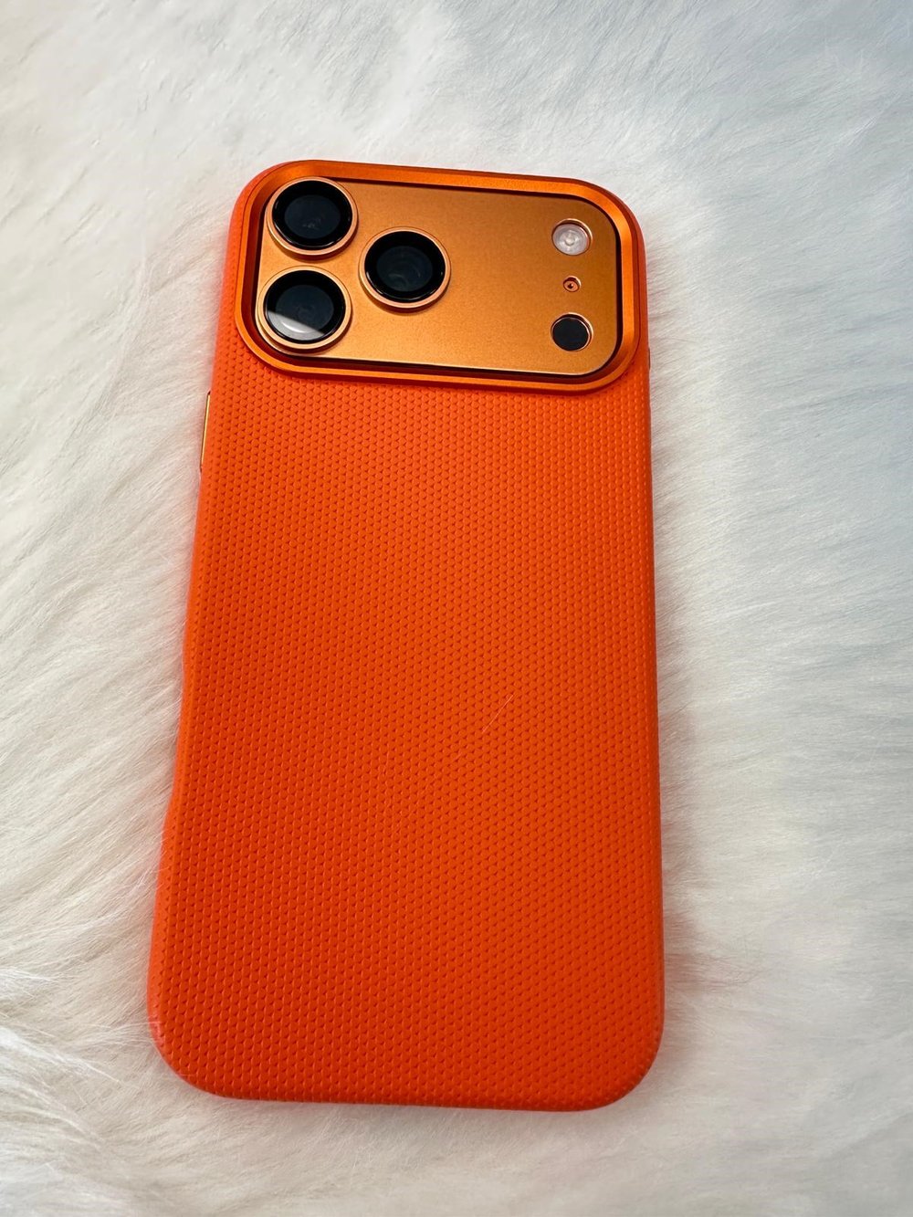 17 Pro Max Uyumlu Turuncu Dokulu Premium Telefon Kılıfı