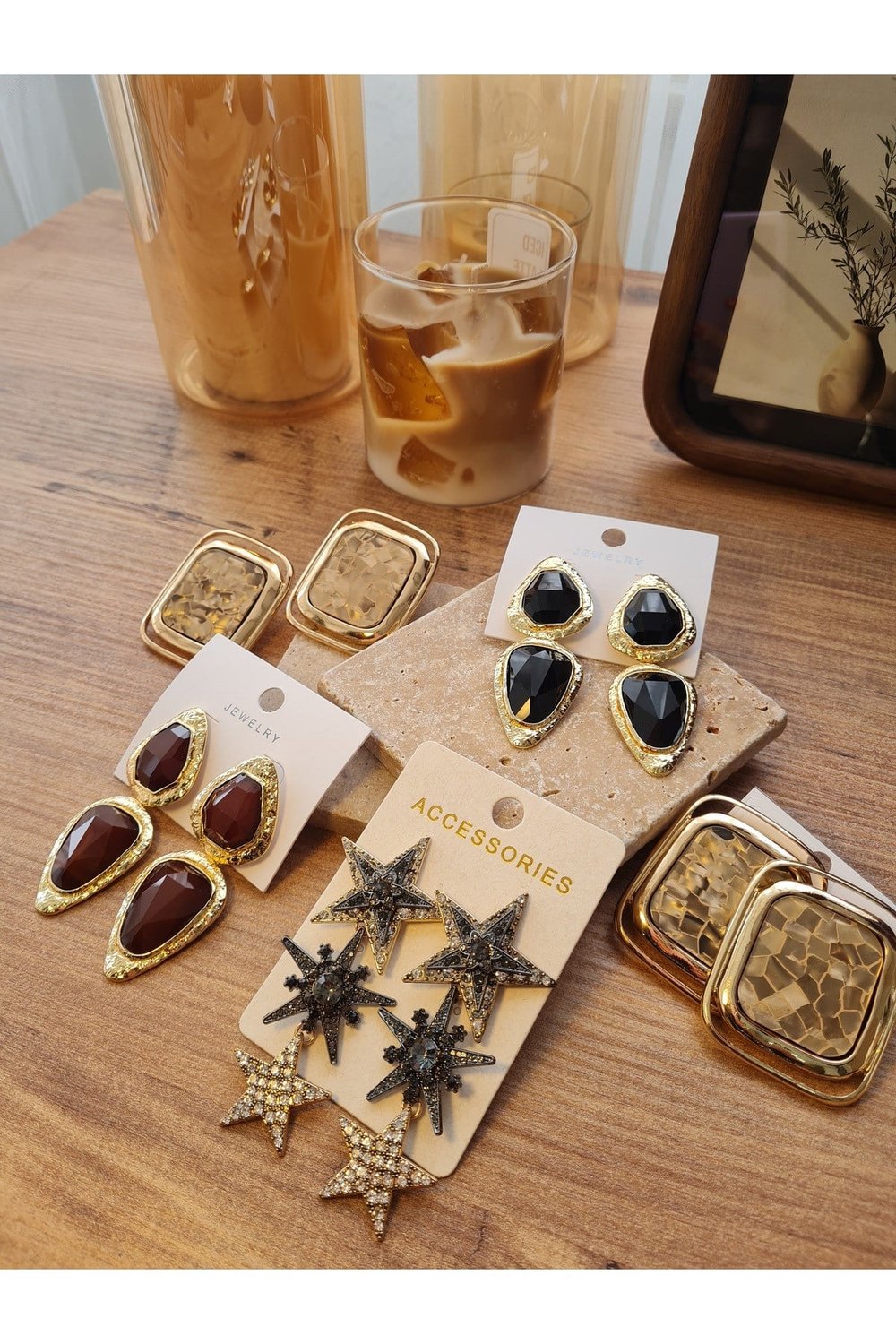 Gold Çerçeve Geometrik Tasarım kadın çelik küpe