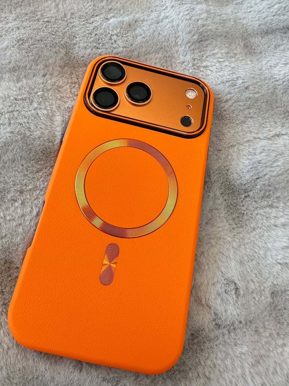  17 Pro Max Uyumlu Deri Dokulu Turuncu Telefon Kılıfı