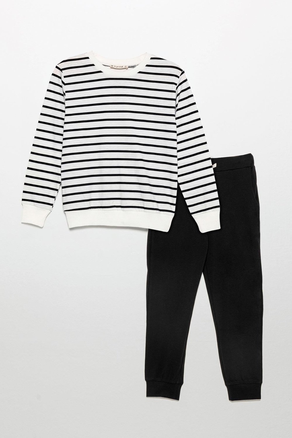 cizgili-sweatshirt-jogger-siyah-alt-us-bc708c.jpg