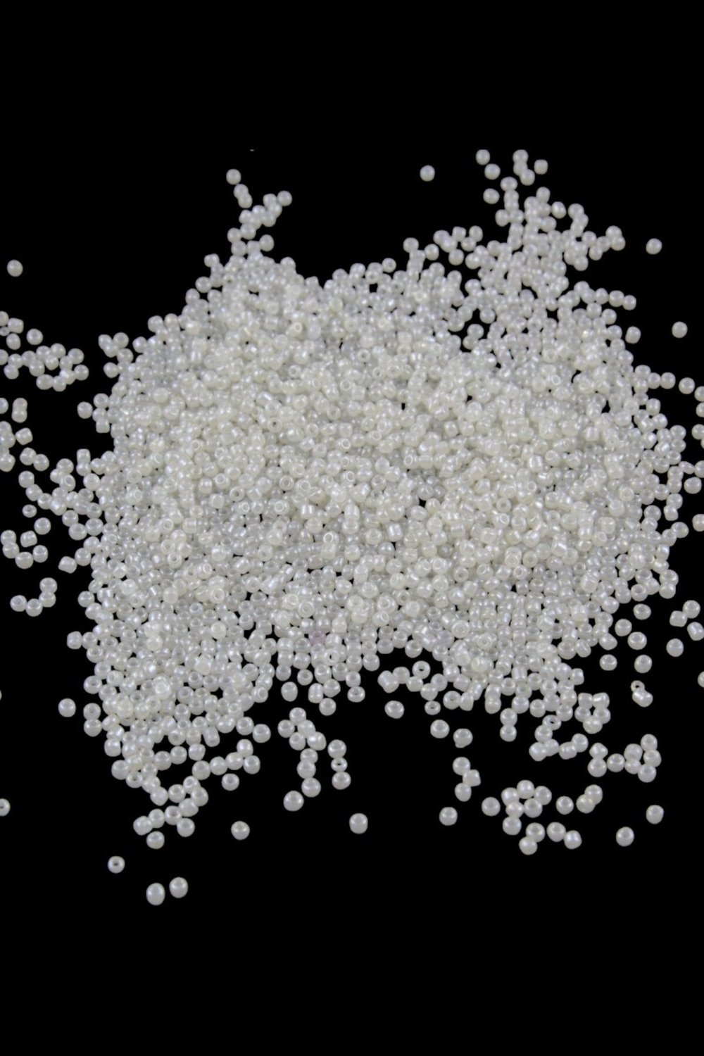 08 Kum Kırık Gümüş Boncuk 3 mm (100 Gr 6000 Adet )
