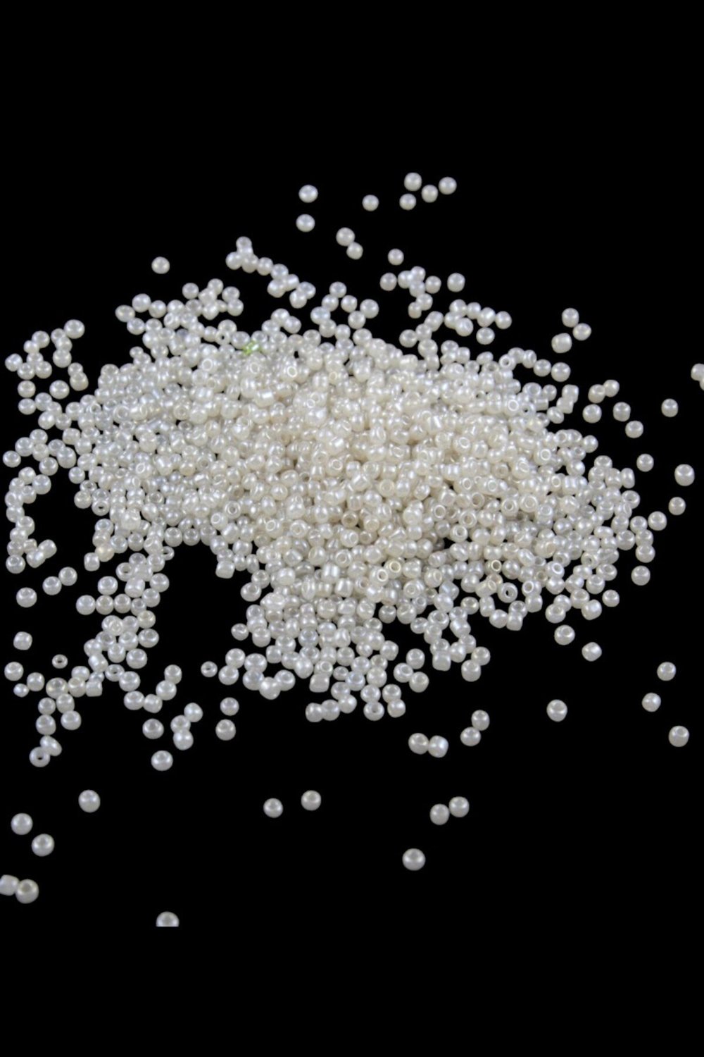 08 Kum Kırık Krem 3 mm Boncuk (90 Gr)