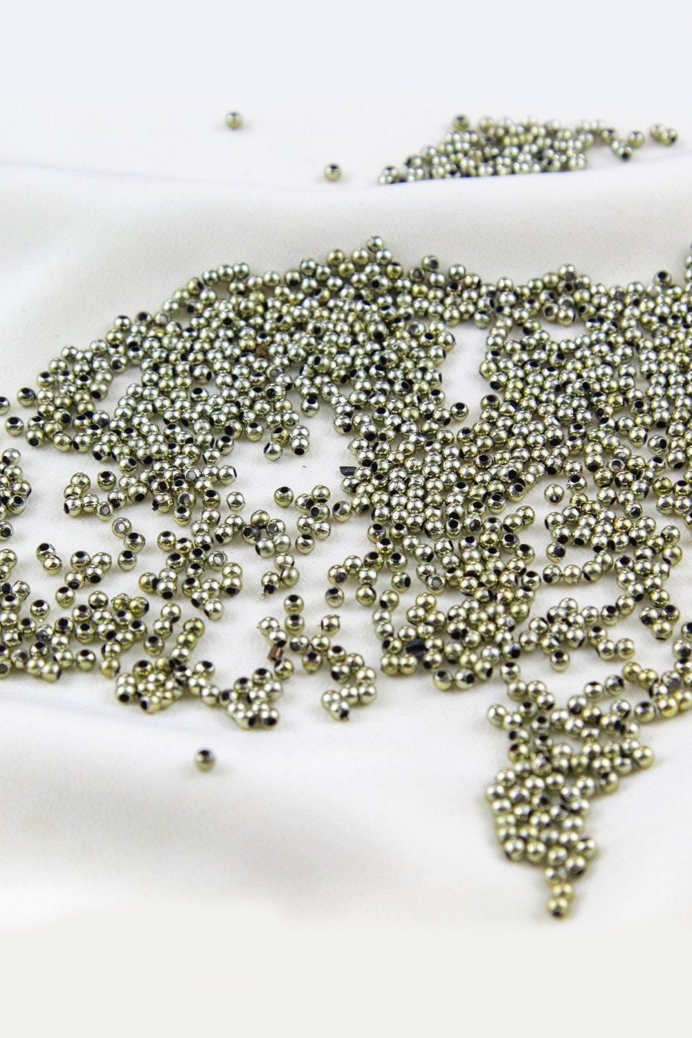 2 Renk Karışık Kaplama Yeşil 3 mm Plastik İnci Boncuk Takı Aksesuar Malzemesi (25 Gr)