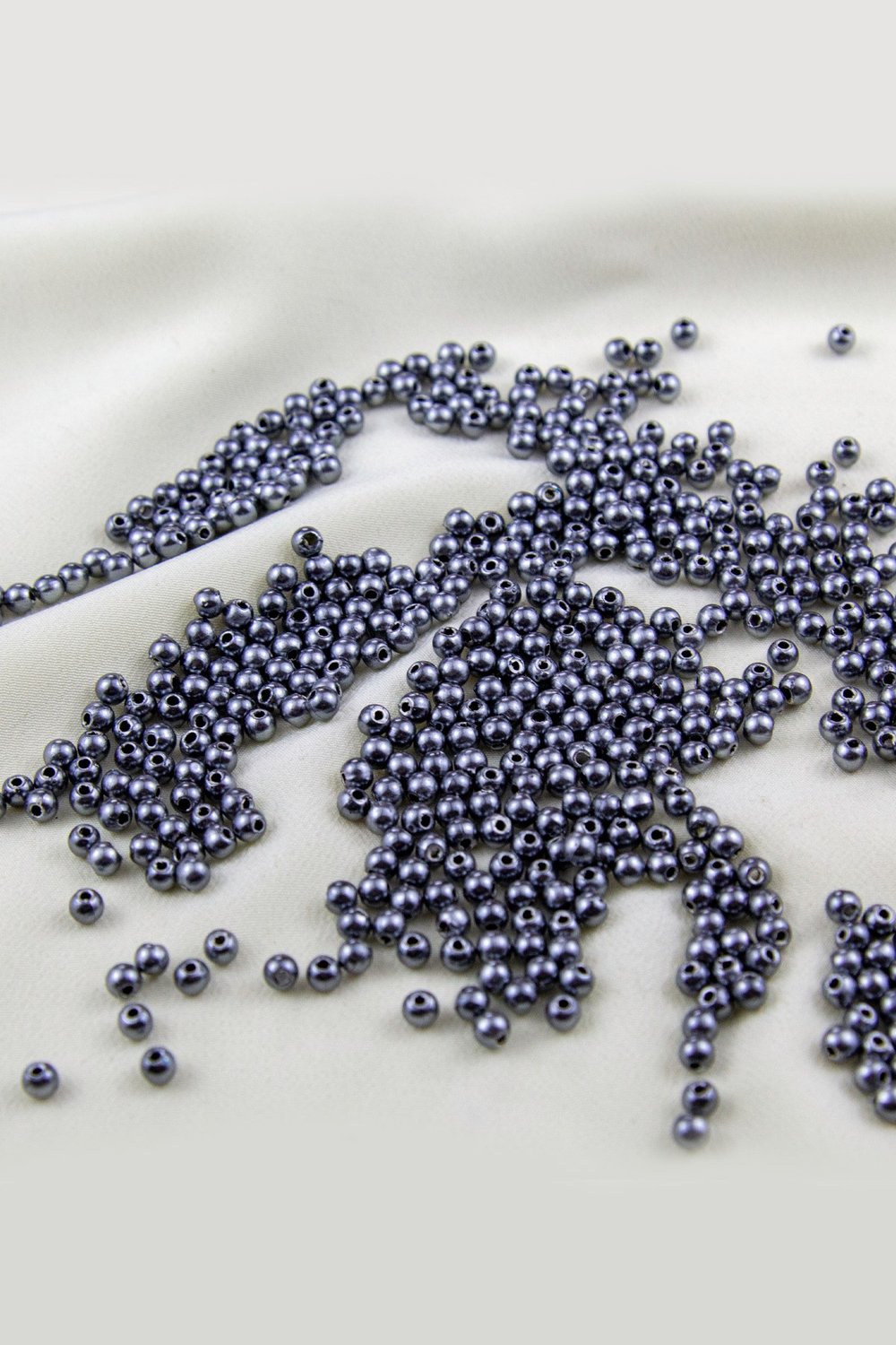 4 mm Koyu Metalik Gri Plastik İnci Boncuk Aksesuar Takı Malzemesi (25 Gr)