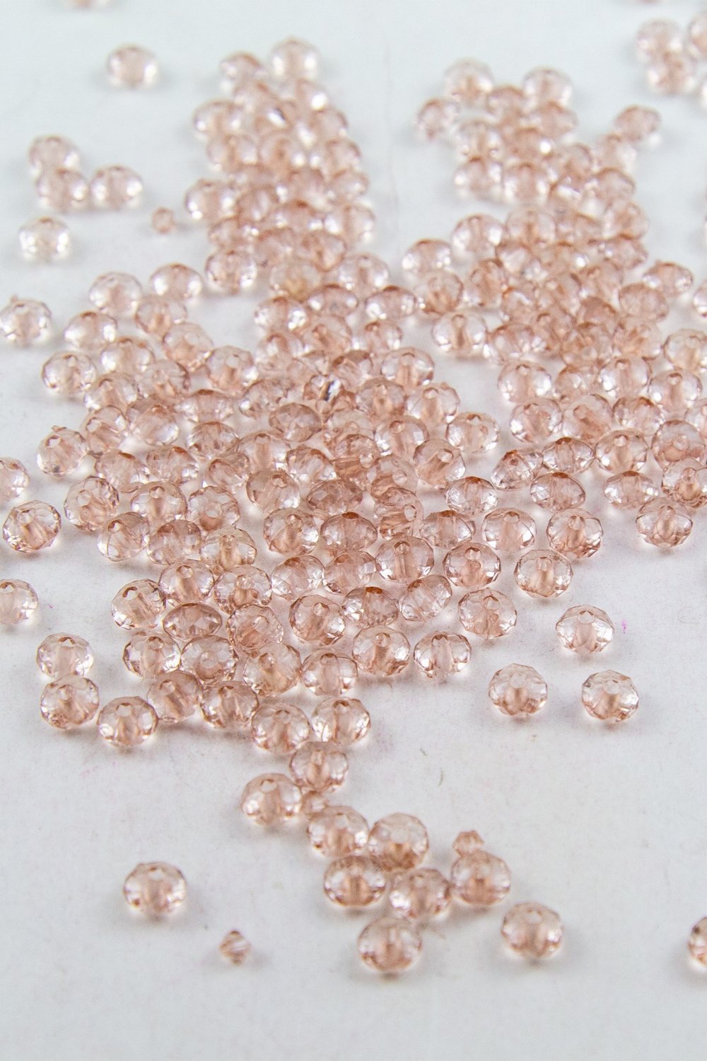 6 mm Basık Pudra Akrilik Boncuk Aksesuar (25 Gram)