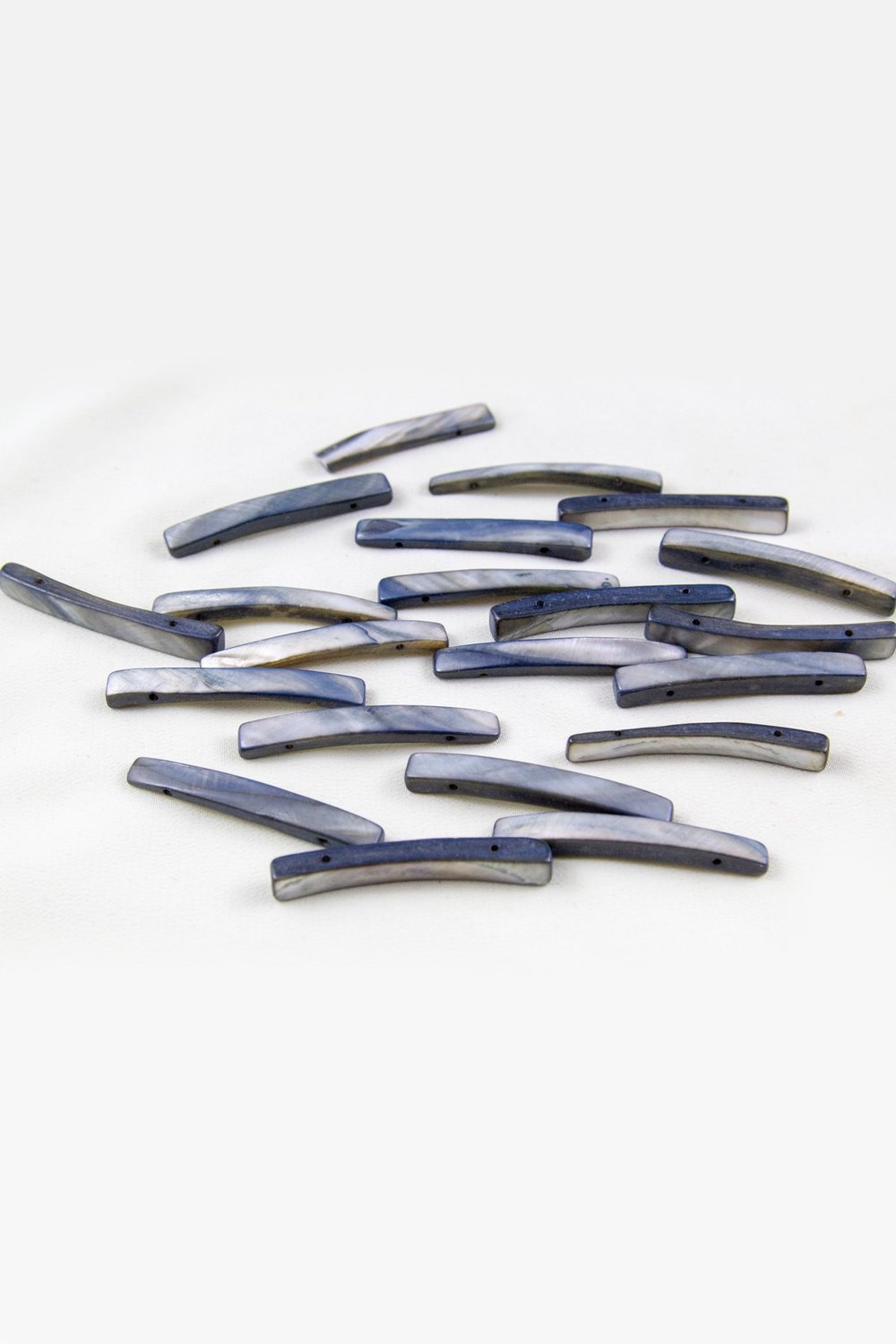 6x45 mm Haki Renk Çift Delikli Çubuk Doğal Taş Boncuk (10 Adet)