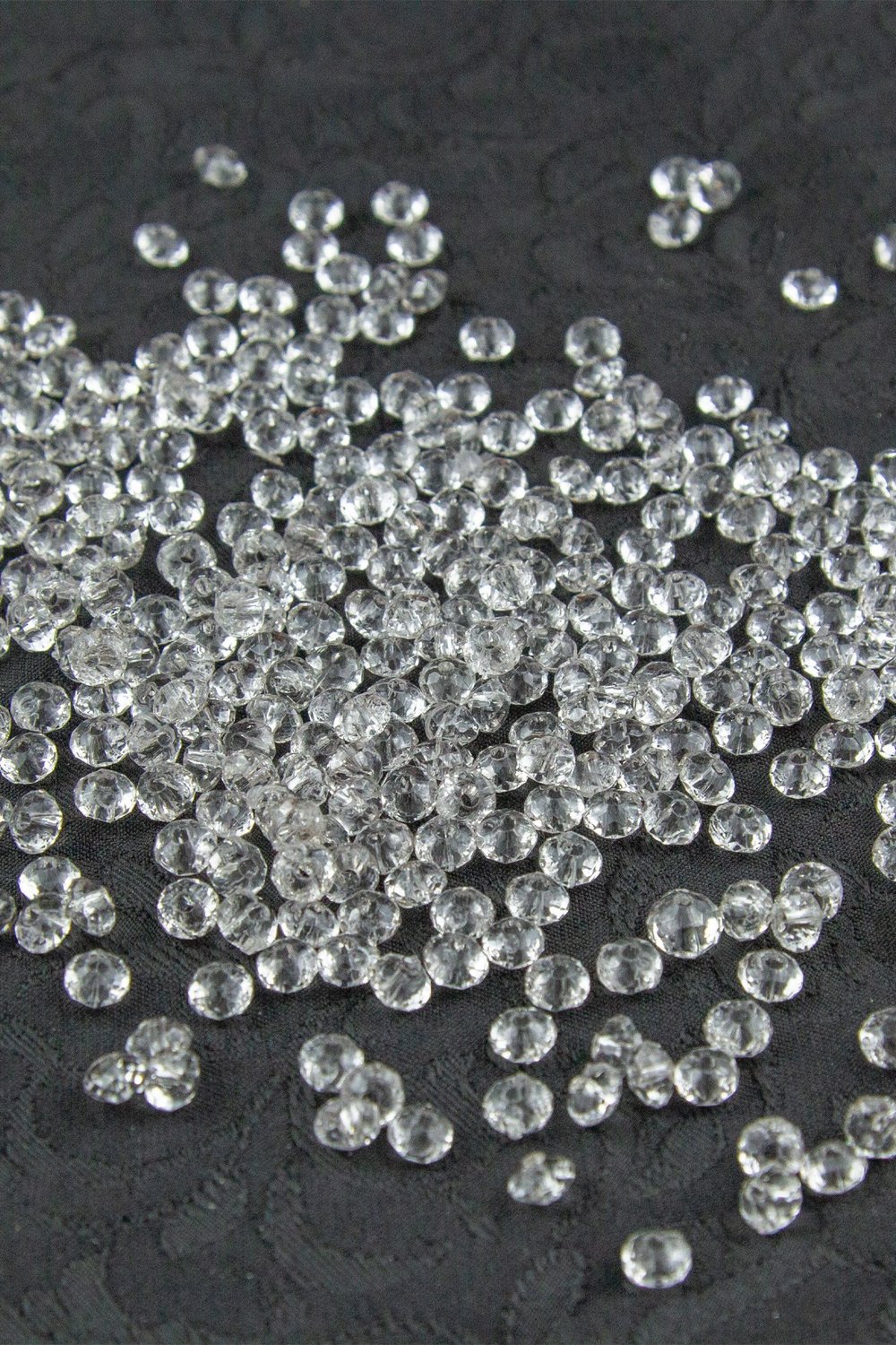 7 mm Basık Açık Gri Akrilik Boncuk Aksesuar (25 Gram)