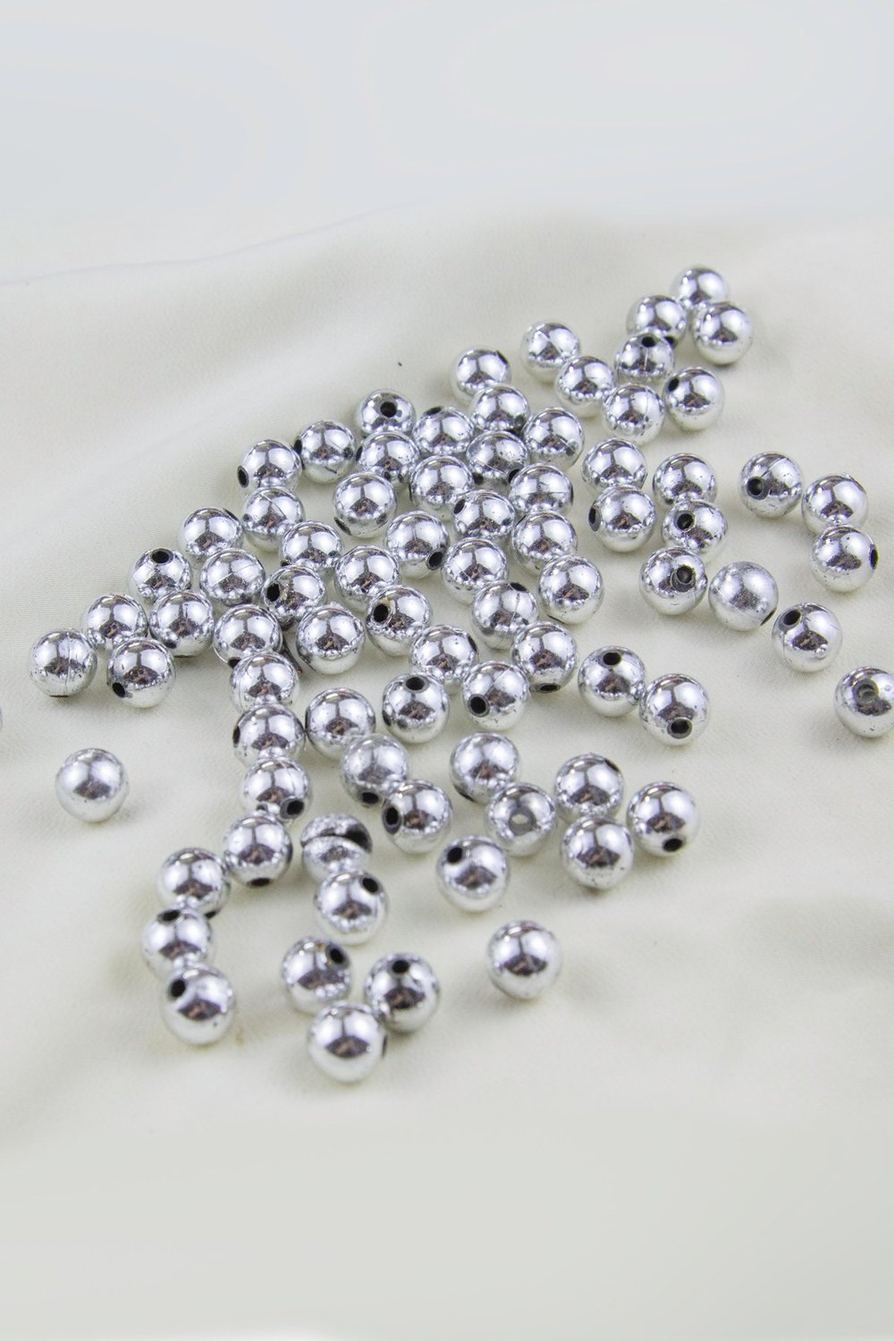 8 mm Gümüş2 Plastik İnci Boncuk Aksesuar Malzemesi (25 Gr)