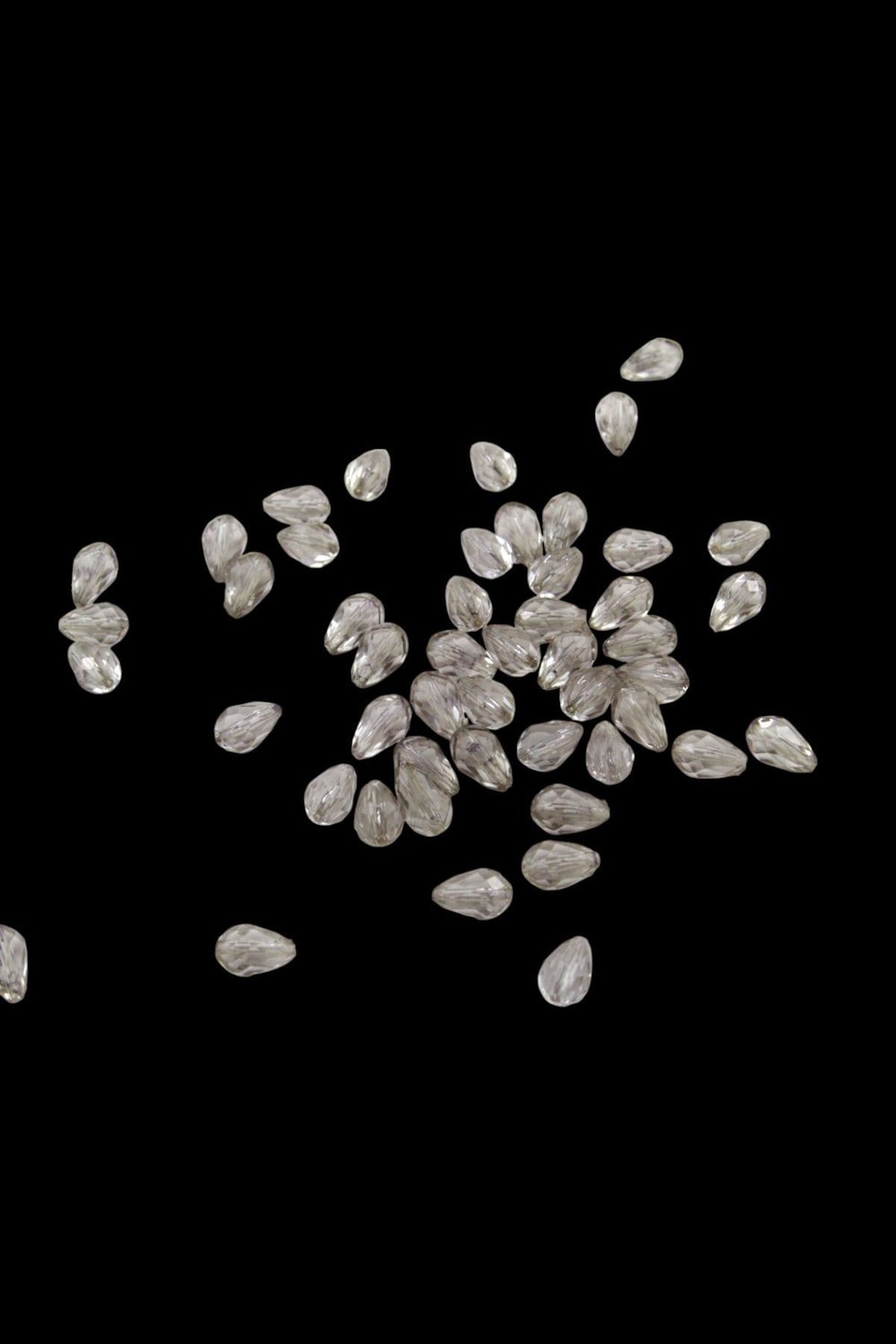 8x13 mm Damla Vizon Tonunda Akrilik Boncuk (25 gr 60 Adet)