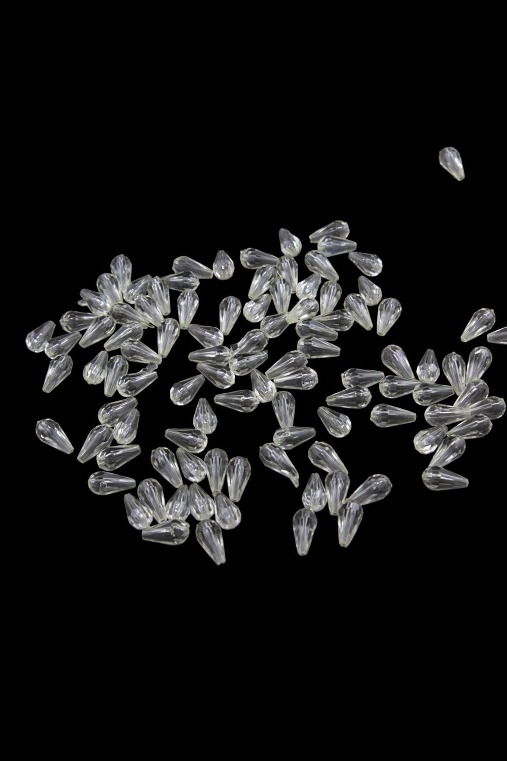 Akrilik Damla Boncuk 7x14 mm Açık Bal Rengi Boncuk (25 gr 70 Adet)