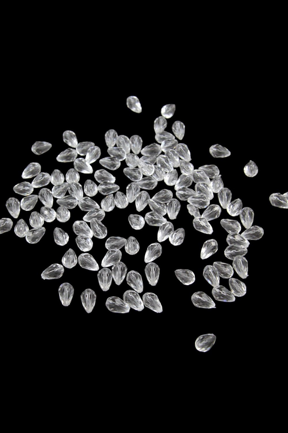Akrilik Damla Boncuk 8x13 mm Şeffaf Boncuk (25 gr 60 Adet)