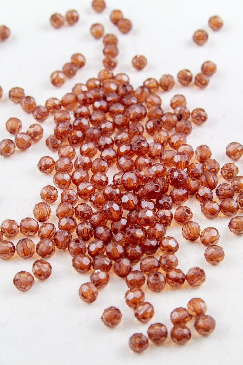 Kahve Bordo 6 mm Dünya Akrilik Boncuk Aksesuar (25 Gram)