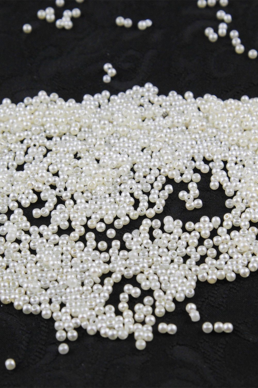 Krem 3 mm Plastik İnci Boncuk Takı Aksesuar Malzemesi (25 Gr)