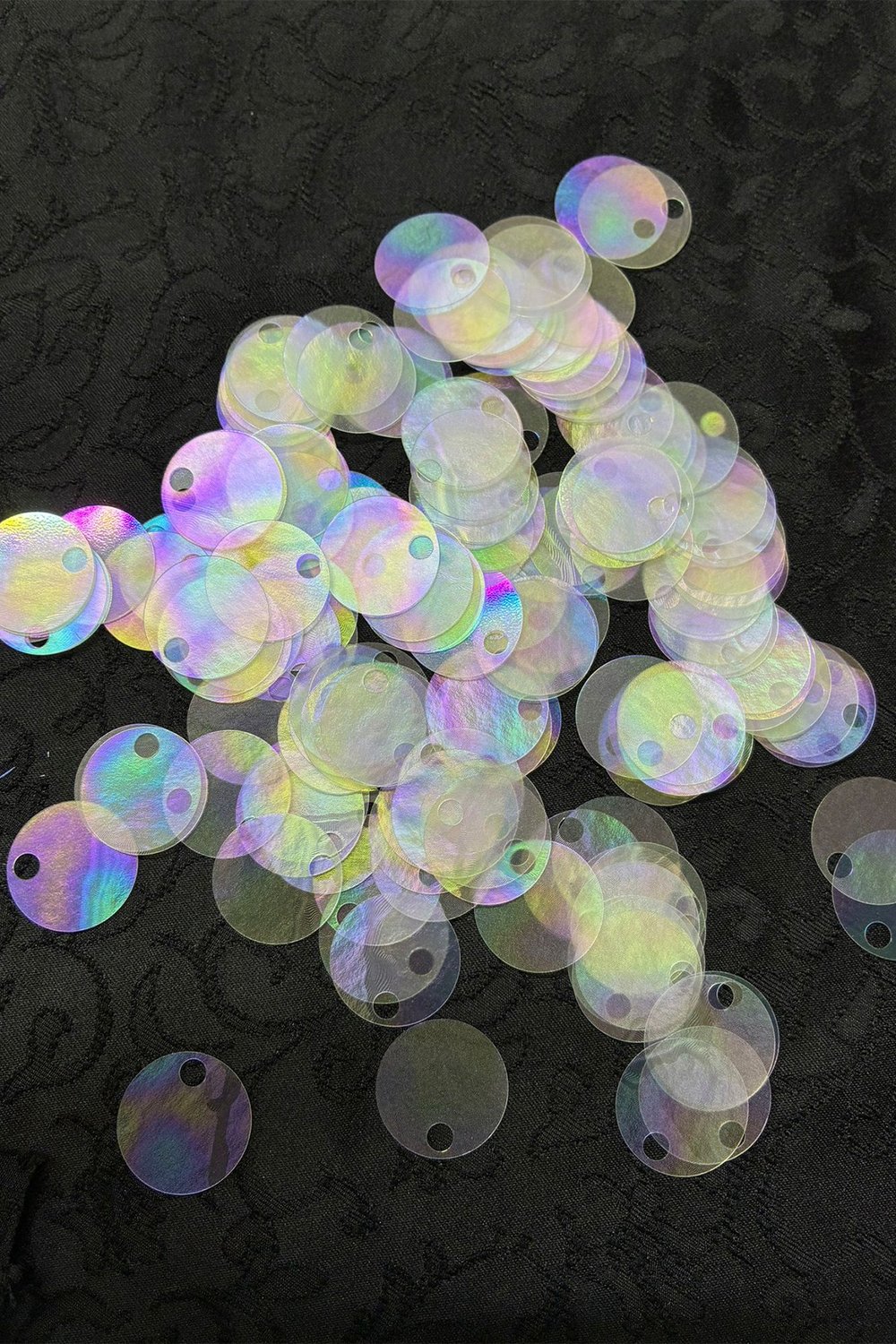 Şeffaf Janjan 20 mm Yandan Delikli Plastik Çanta Pulu Payet 30 Gr (Tülbent, Oya, Havlu Malzemesi)
