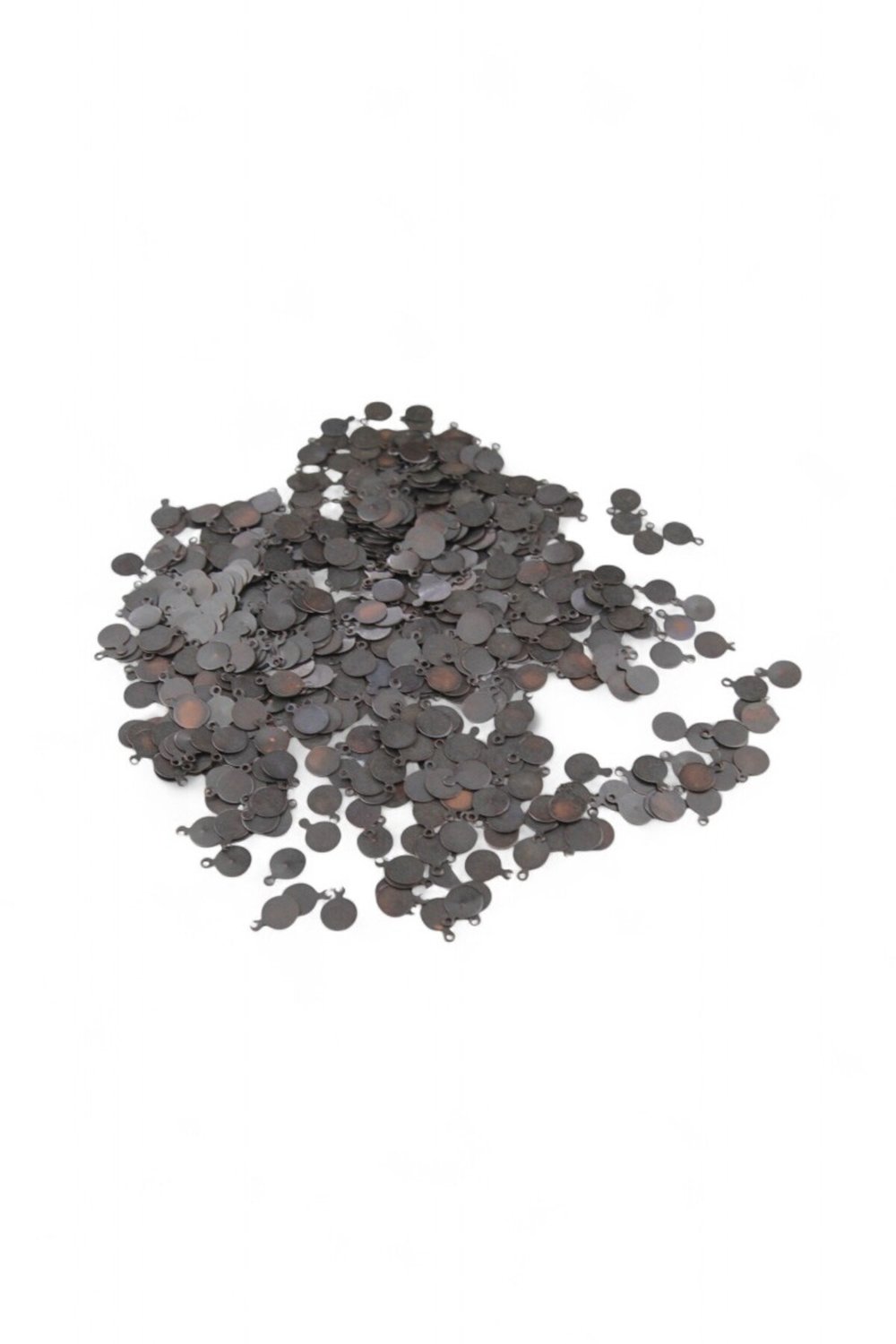 Yandan Delikli 8 mm Küpe Desenli Koyu Metal Pul Payet (30 Gr 150 Adet)