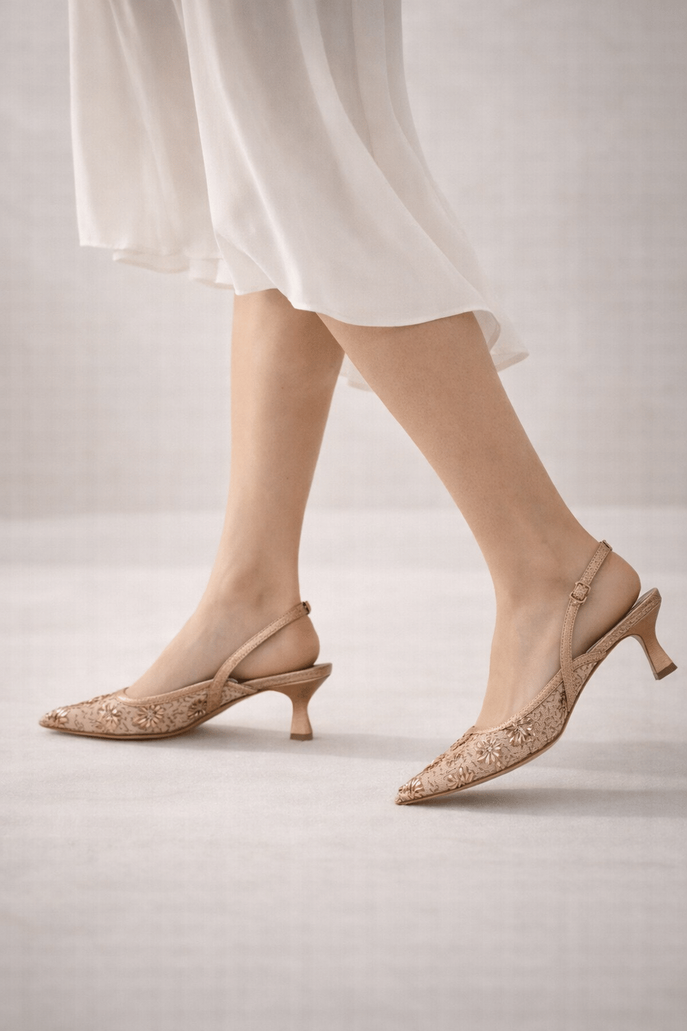 ROSABELLA Kadın Bakır Pul Boncuk İşlemeli Tül Detaylı İnce Topuklu Slingback Abiye Ayakkabı