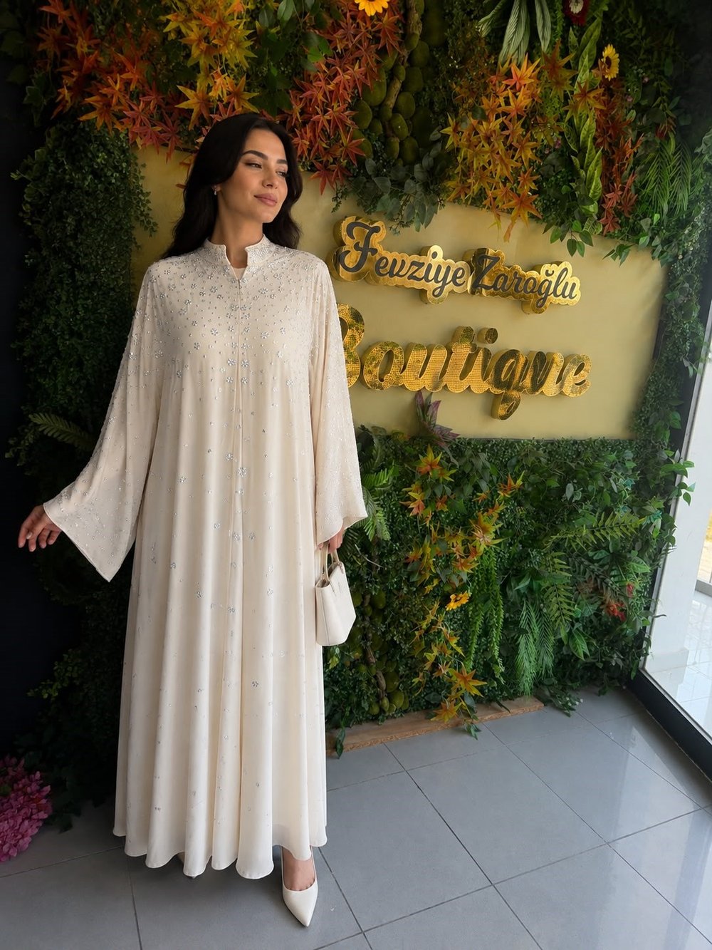 ETRUCCİ  ÇİÇEK TAŞLI ABAYA BEJ