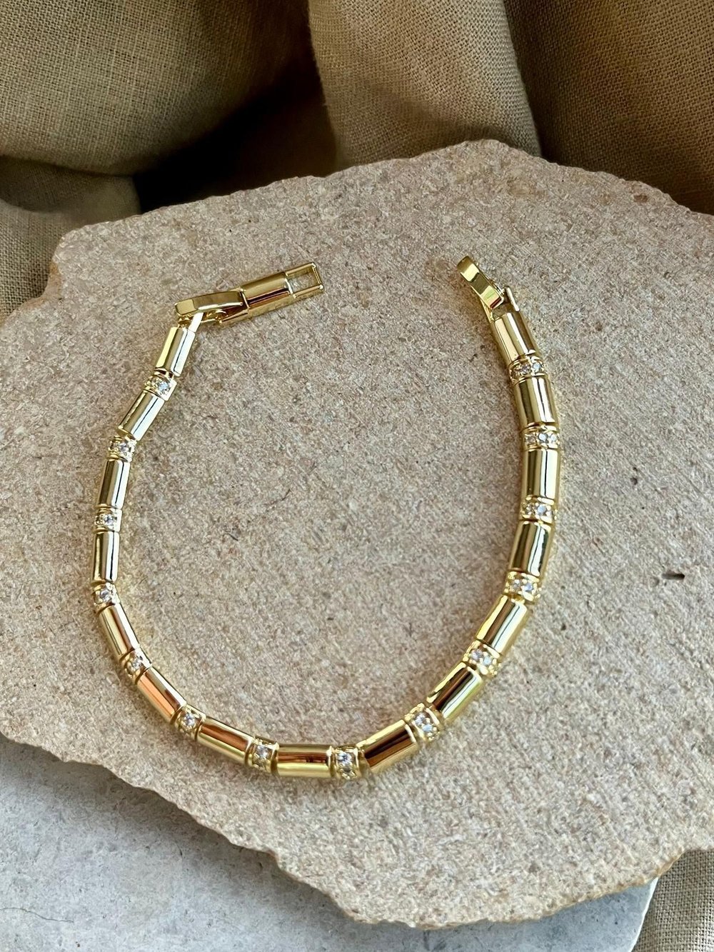 14K Silindir Taşlı Bileklik