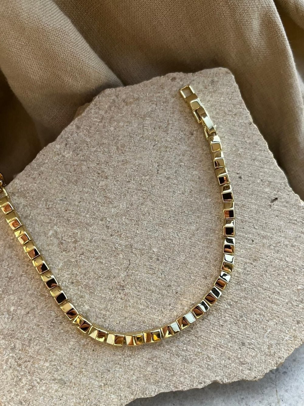 14K Sıralı Kutu Bileklik