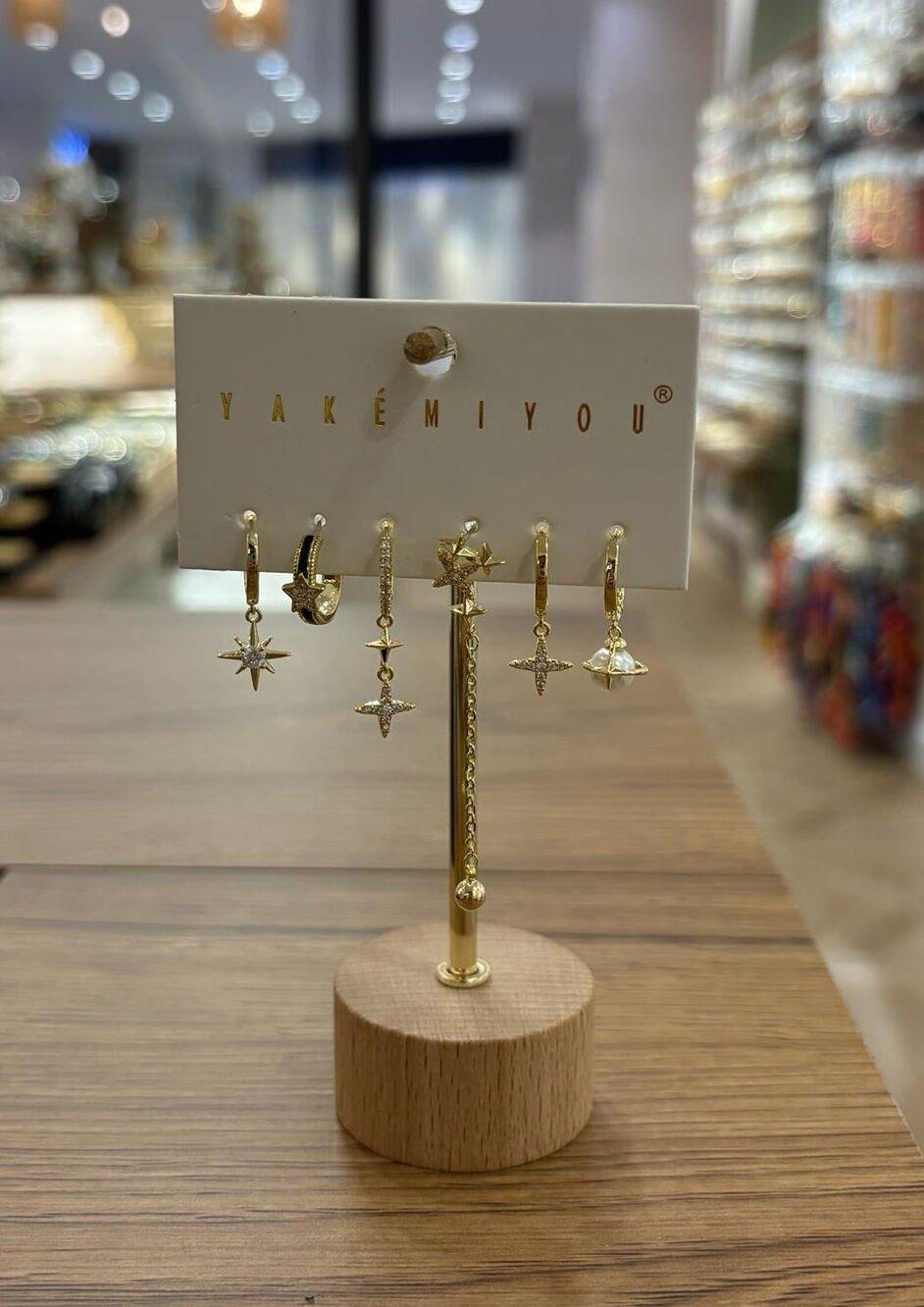 Yakemiyou İncili Yıldızlar Altılı Küpe