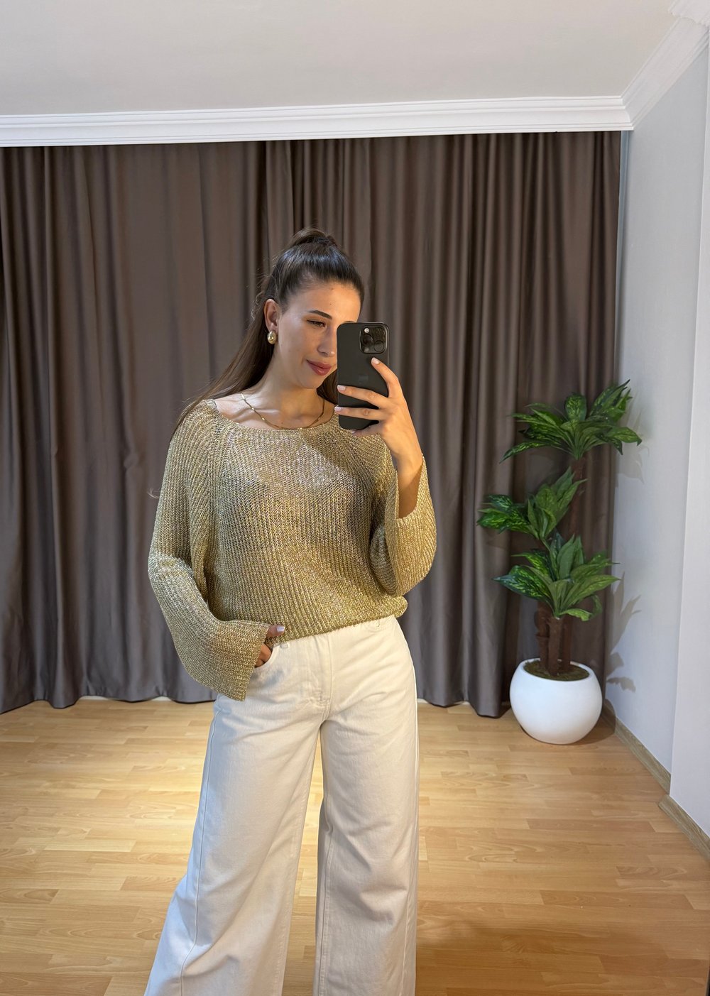 SİMLİ IŞILTILI TRİKO BLUZ-GOLD