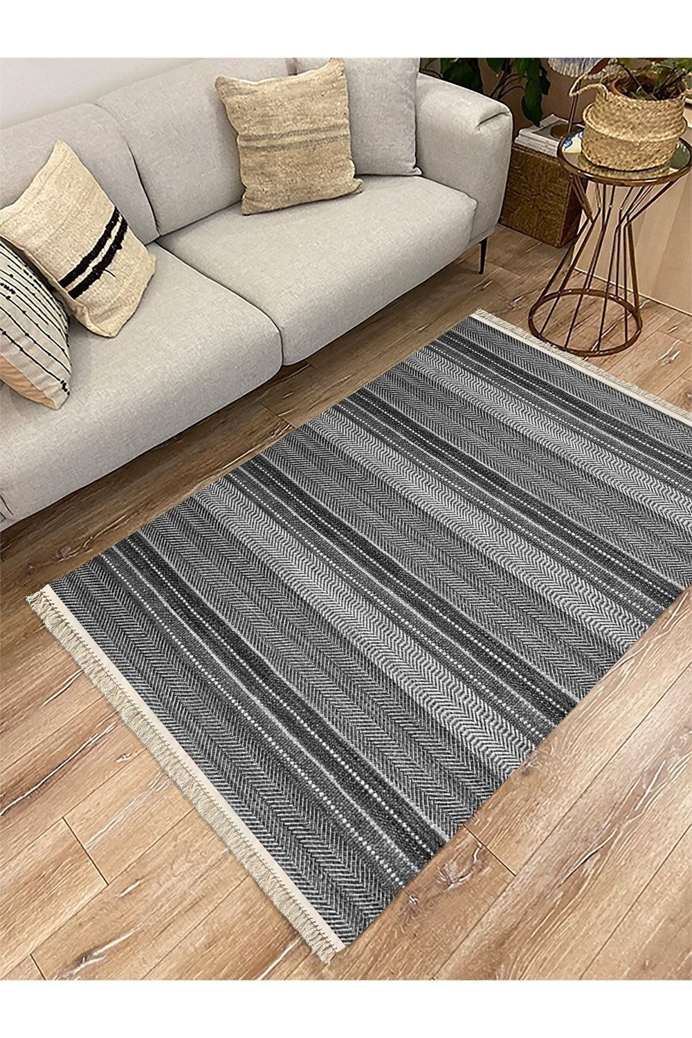 Cotton Kilim 3044 Siyah Gri Tonlarında Örgü Eskitme Desenli Dekoratif Dokuma Taban Kilim