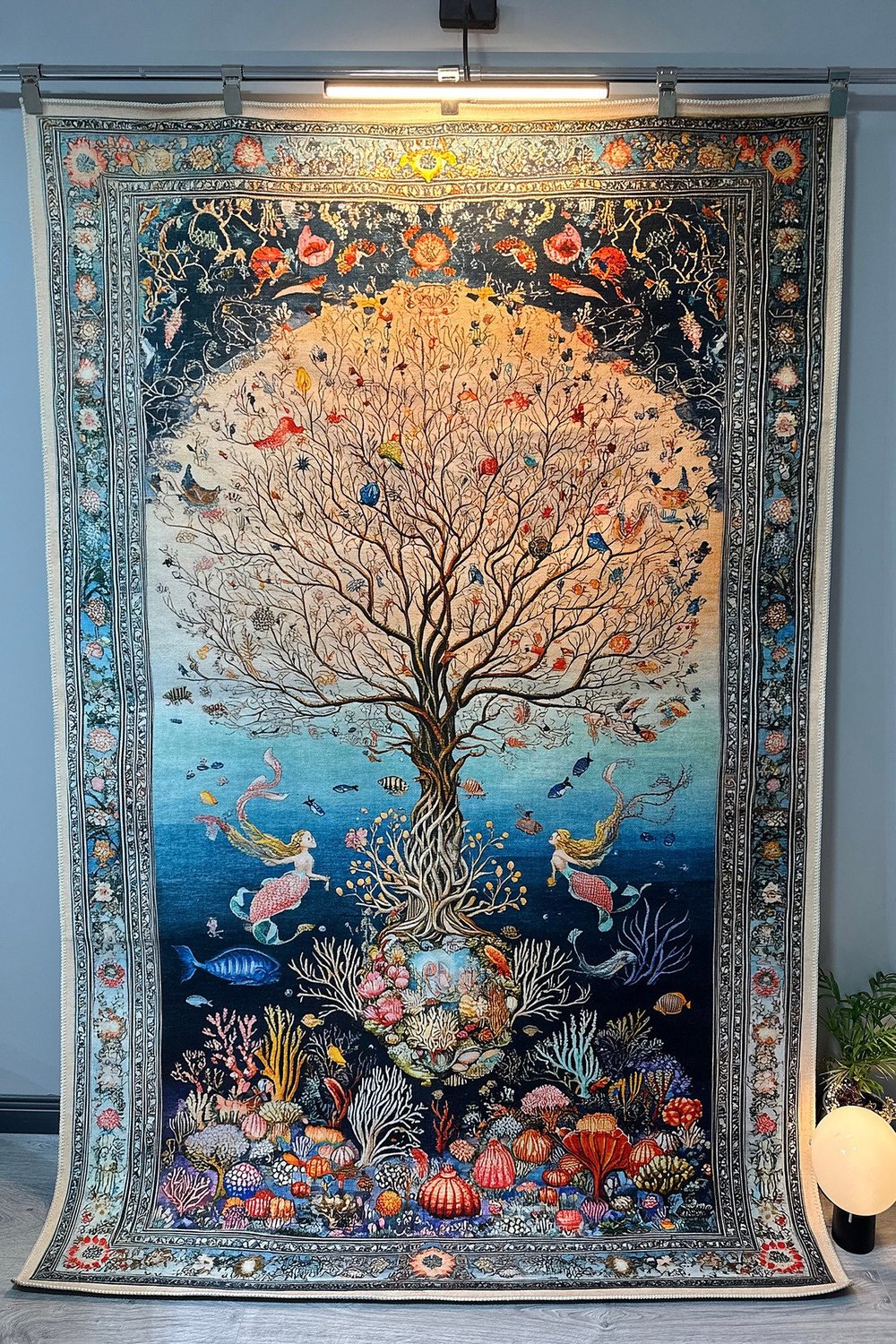Mercan ve Deniz Kızı Figürlü Dekoratif Halı Desenli Yumuşak Dokulu Pamuk Yatak Odası Salon Halısı