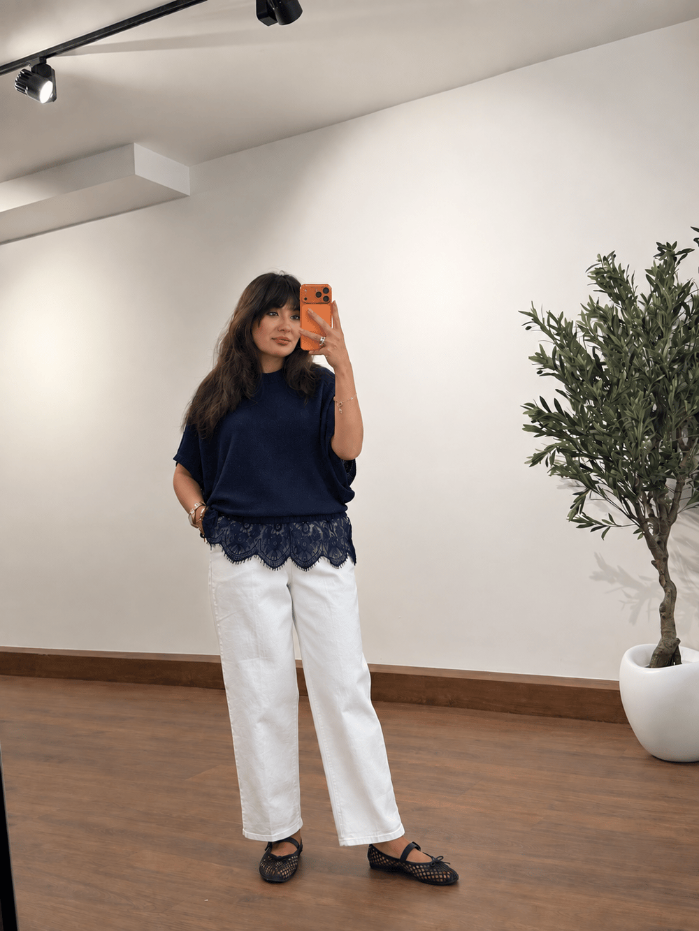 Dantel Detaylı Triko Bluz Lacivert