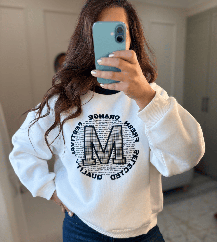 Nakış  Detaylı  Sweatshirt