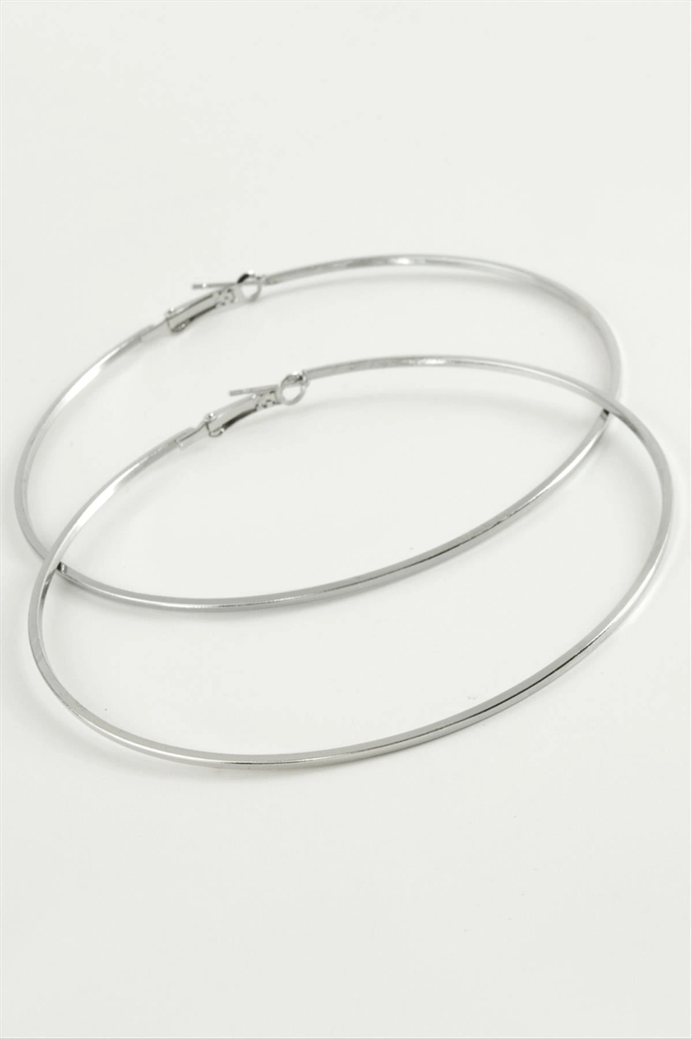 Ezme Çizgili Metal Halka Küpe 8-9-10 cm