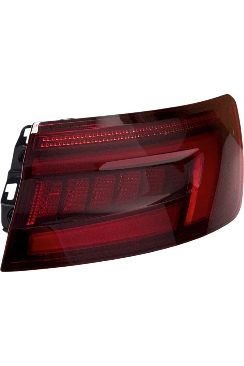 Audi A4 Stop Lambası Dış Sağ 2017-2020 8W5945092B