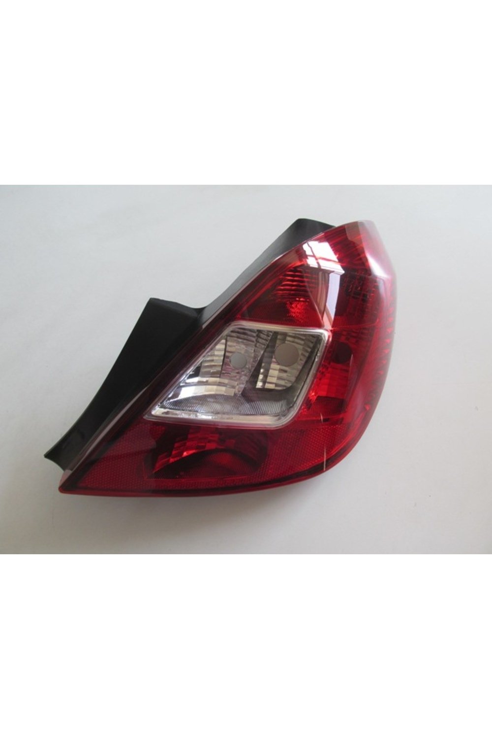 Opel Corsa- D- 07/14; Stop Lambası Sağ (Mars) (E Marklı) 93190951
