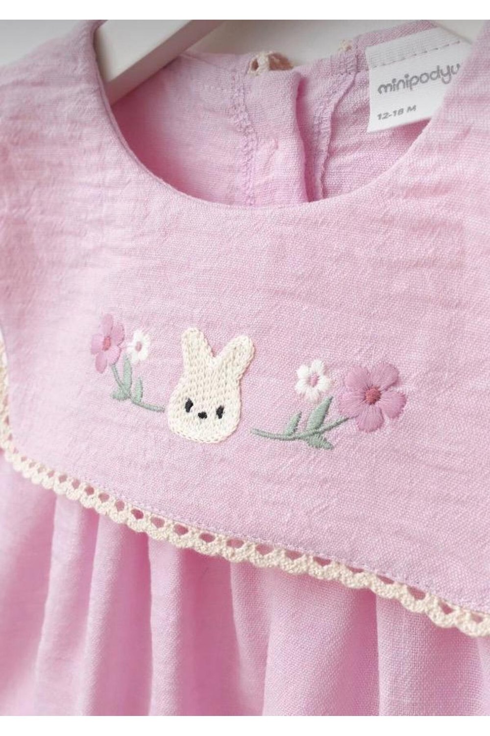 Kız Bebek Tavşan Nakışlı Keten Hayalperest Elbise (Günlük Bayramlık Doğum Günü)