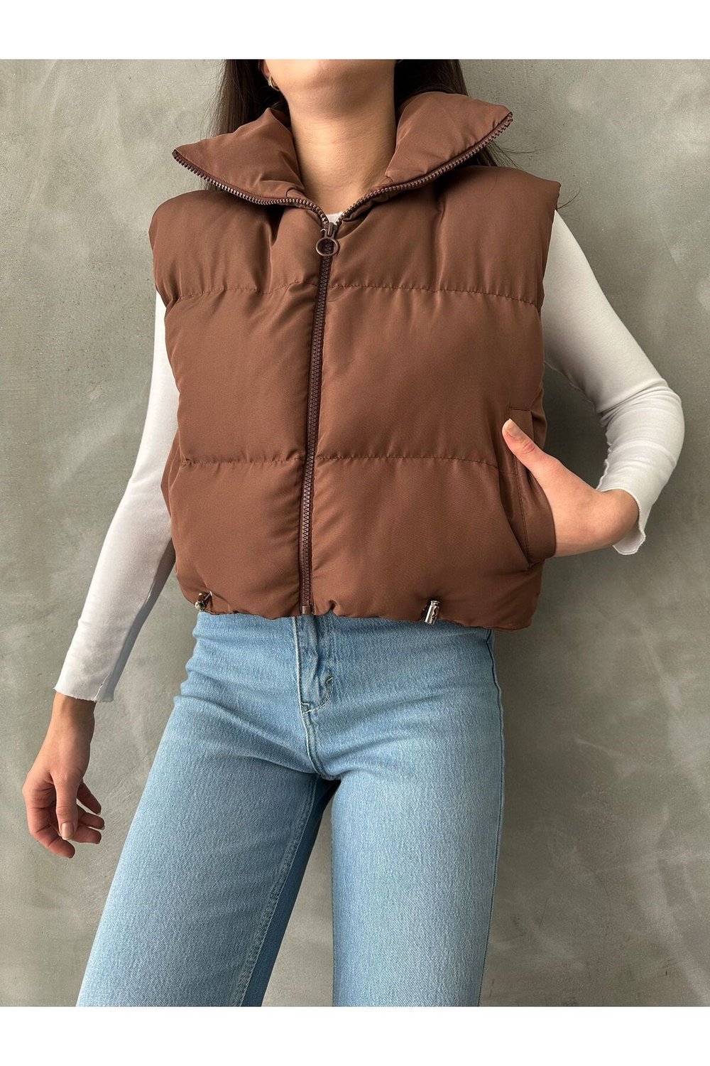 Kadın Kısa Crop Şişme Yelek