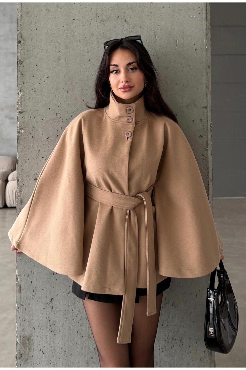 Kadın Viral Model Dik Yaka Kemer Detaylı İthal Kaşe Düğmeli Panço Ceket Kaban