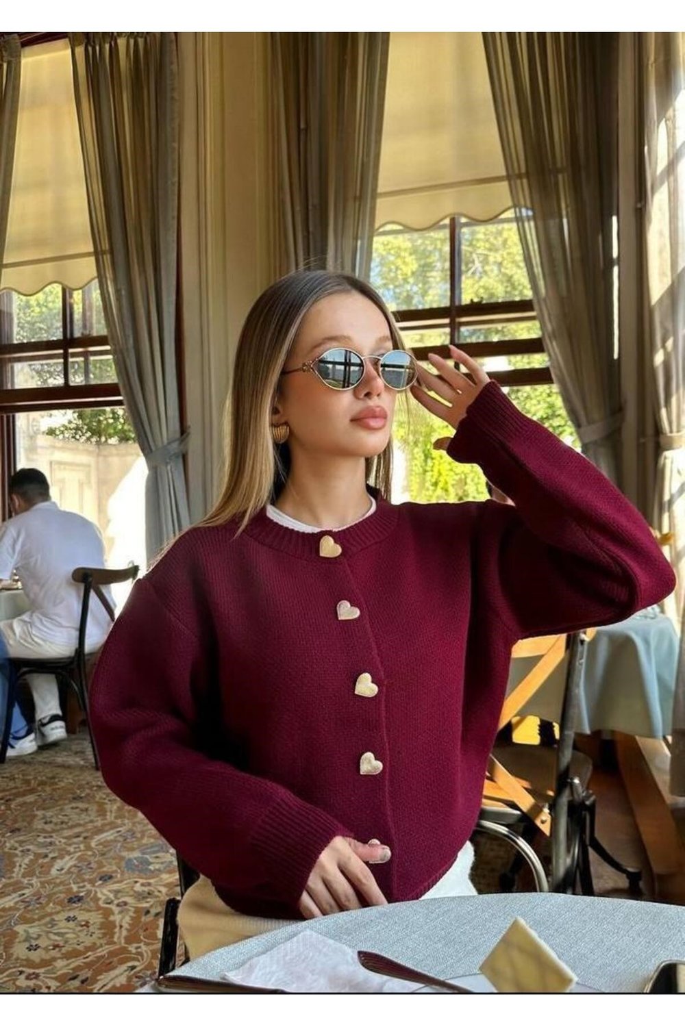 Kalp düğme detaylı triko hırka