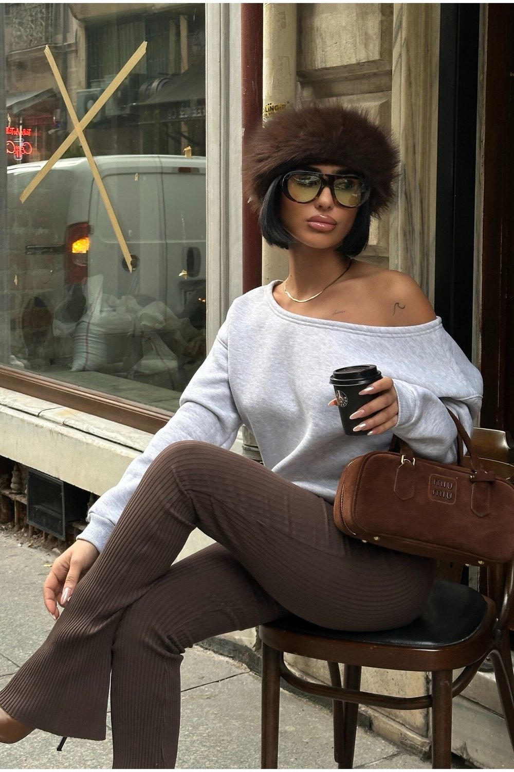 Omuz Detaylı Uzun Kollu Zr Model Sweatshirt