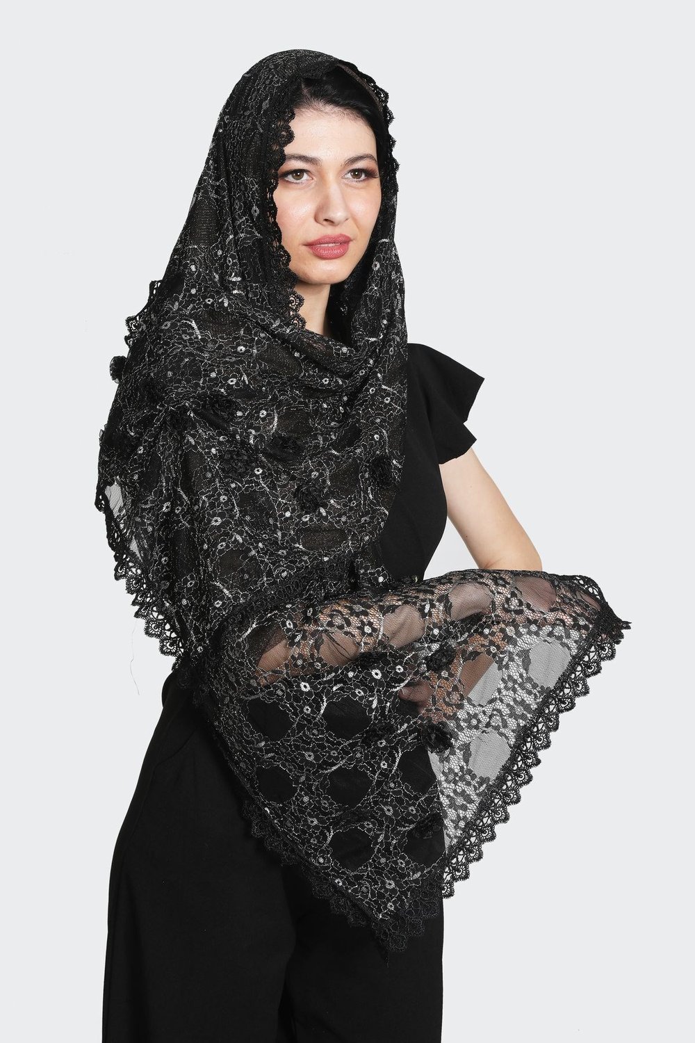 Siyah Renk %50 Pamuk %50 Ipek(EL IŞİ DANTEL\ŞAL)