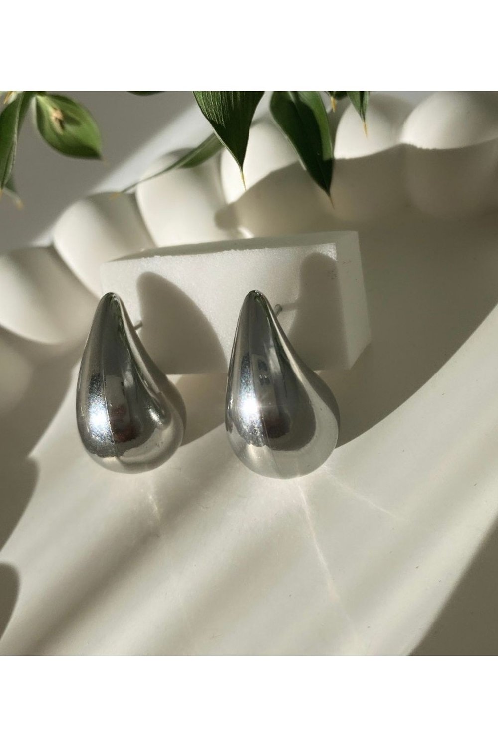 Silver Çelik Mini Damla Küpe (1,5 CM)