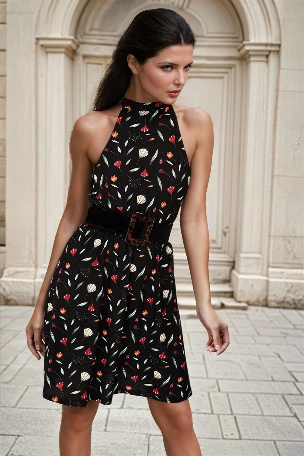 Siyah Halter Yaka, Floral Desenli, A Kesim, Midi Elbise