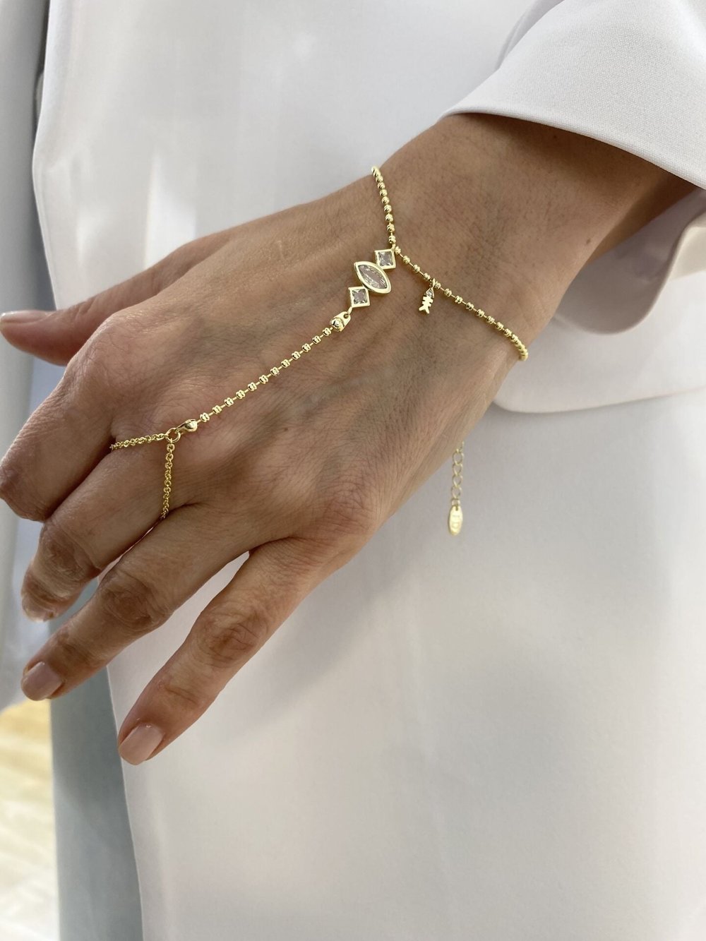 Altın Kaplama Geometrik Figürlü Topçuk Zincir Şahmeran Gold