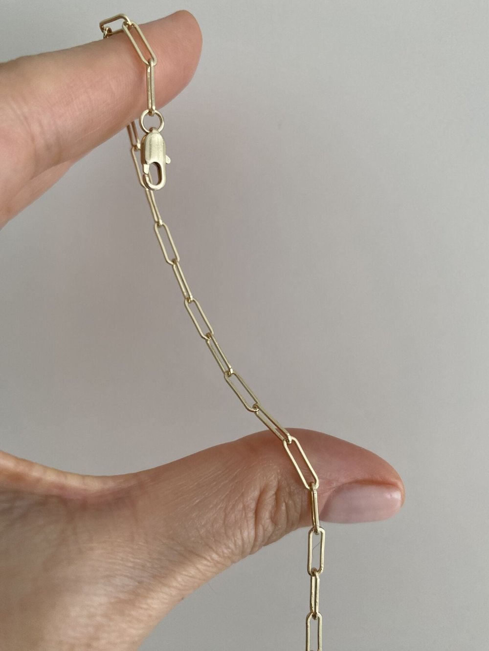 Altın Kaplama İnce Ataç Zincir Bileklik (18,5 cm)