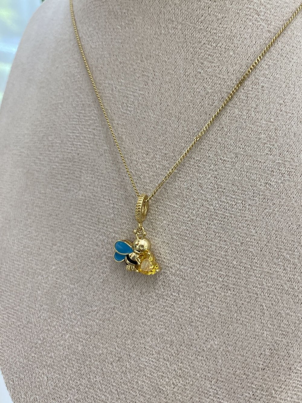 Mineli Mavi Kanatlı Arı Charm Kolye